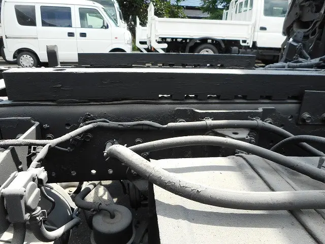 日野 デュトロ BDG-XZU368T(4WD)の写真23