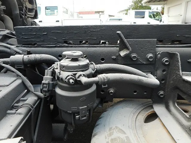 日野 デュトロ BDG-XZU368T(4WD)の写真27