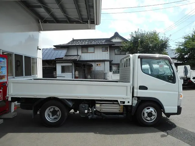 三菱 キャンター TPG-FDA20(4WD)の写真4