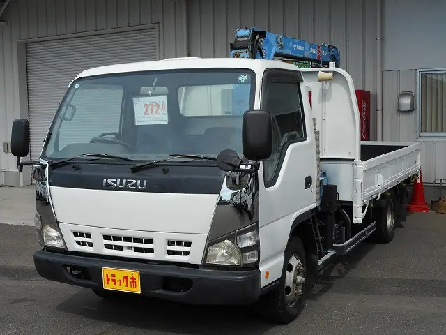 いすゞ エルフ PB-NPS81AR(4WD)の写真1