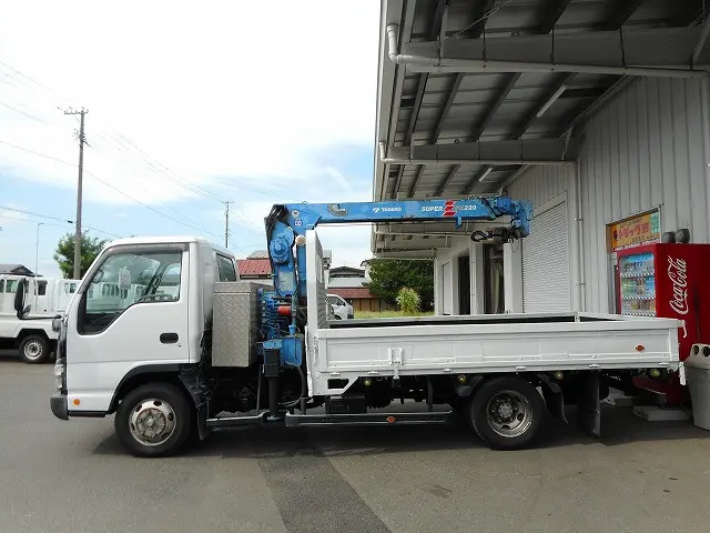 いすゞ エルフ PB-NPS81AR(4WD)の写真5