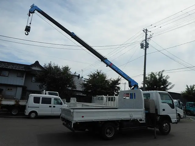 いすゞ エルフ PB-NPS81AR(4WD)の写真10