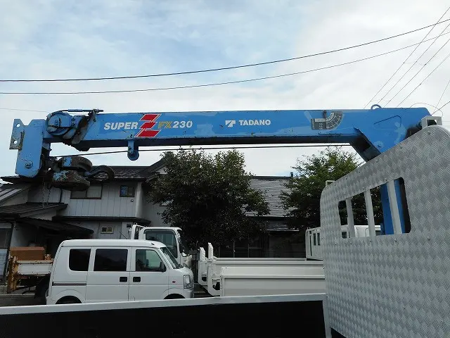 いすゞ エルフ PB-NPS81AR(4WD)の写真21