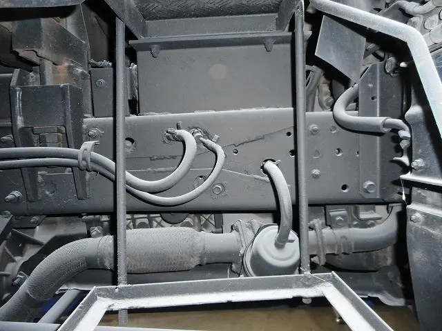 いすゞ エルフ PB-NPS81AR(4WD)の写真30