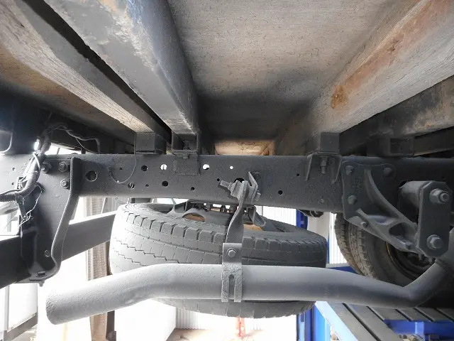 いすゞ エルフ PB-NPS81AR(4WD)の写真35