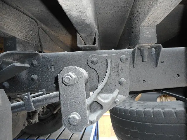 いすゞ エルフ PB-NPS81AR(4WD)の写真37