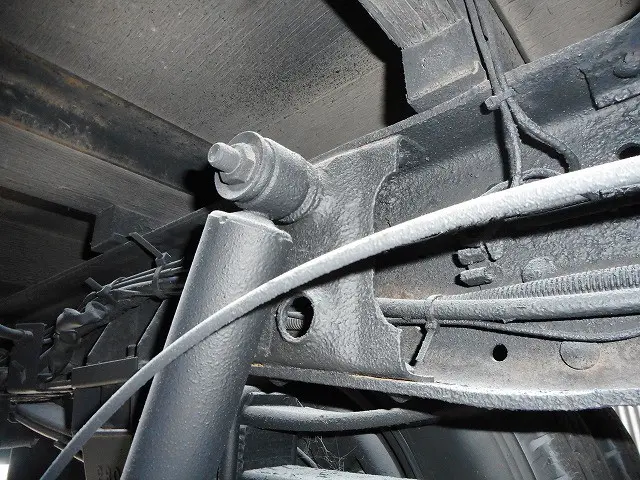 いすゞ エルフ PB-NPS81AR(4WD)の写真50