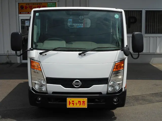 日産 アトラス SDG-SZ5F24(4WD)の写真2