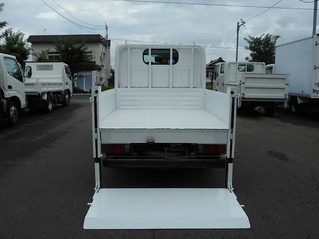 日産 アトラス SDG-SZ5F24(4WD)の写真9