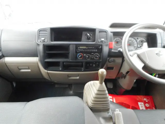 日産 アトラス SDG-SZ5F24(4WD)の写真11