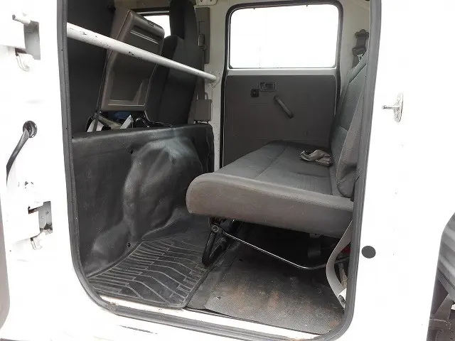 日産 アトラス SDG-SZ5F24(4WD)の写真20