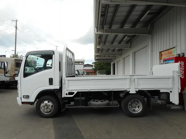 いすゞ エルフ BDG-NPS85AN改(4WD)の写真5