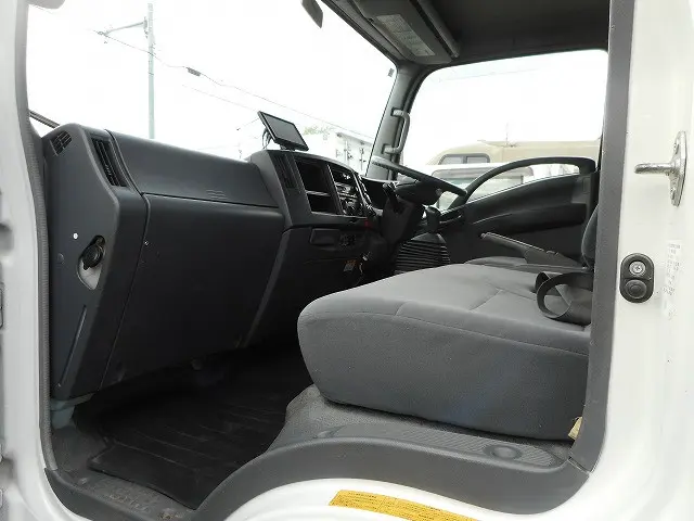 いすゞ エルフ BDG-NPS85AN改(4WD)の写真16