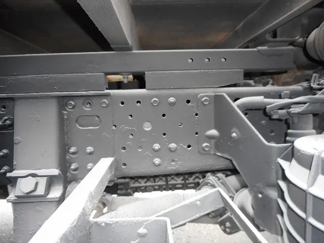 いすゞ エルフ BDG-NPS85AN改(4WD)の写真20