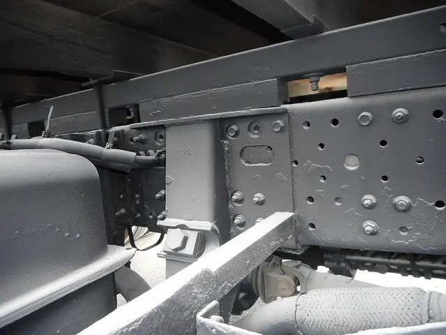 いすゞ エルフ BDG-NPS85AN改(4WD)の写真21