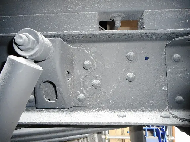 いすゞ エルフ BDG-NPS85AN改(4WD)の写真39