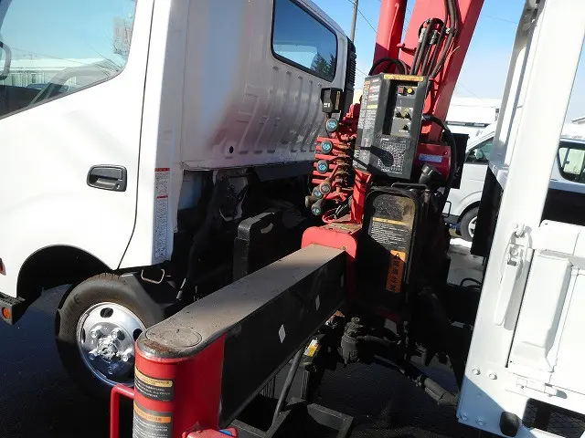 日野 デュトロ TXG-XZU775M(4WD)の写真17