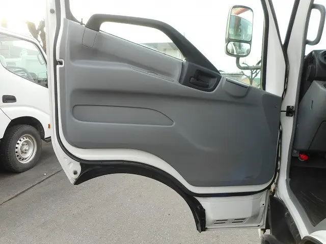 日野 デュトロ TXG-XZU775M(4WD)の写真26