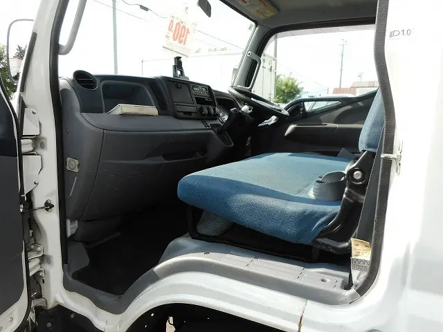 三菱 キャンター FDA20(4WD)の写真16