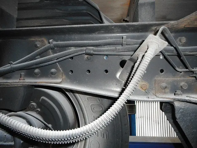 三菱 キャンター FDA20(4WD)の写真33