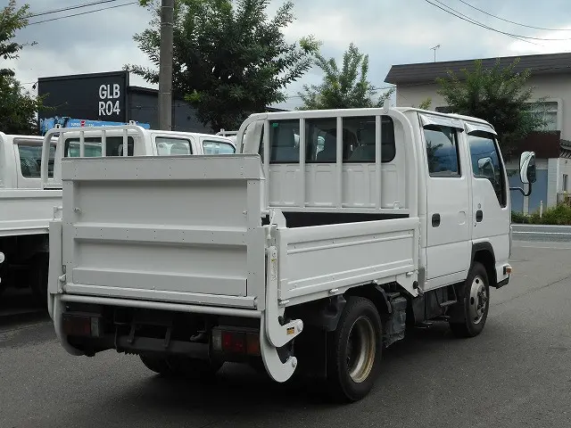 いすゞ エルフ TRG-NHS85A(4WD)の写真7