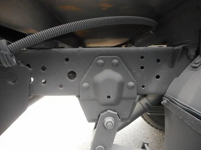 いすゞ エルフ TRG-NHS85A(4WD)の写真27