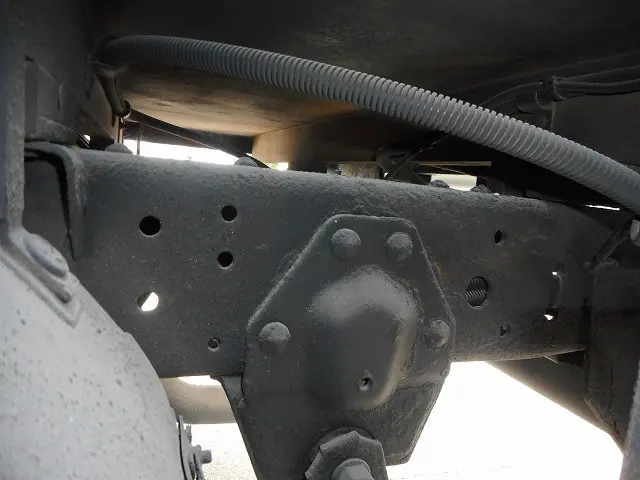 いすゞ エルフ TRG-NHS85A(4WD)の写真32