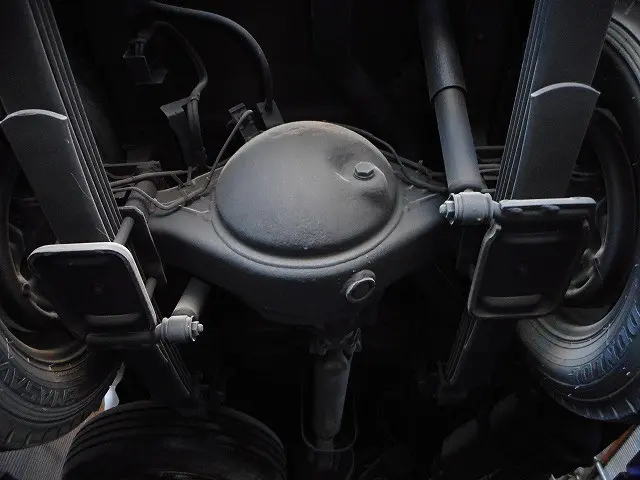 いすゞ エルフ TRG-NHS85A(4WD)の写真34