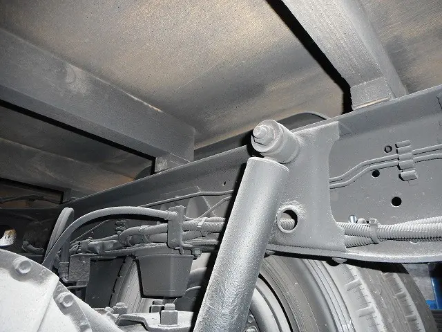 いすゞ エルフ TRG-NHS85A(4WD)の写真39