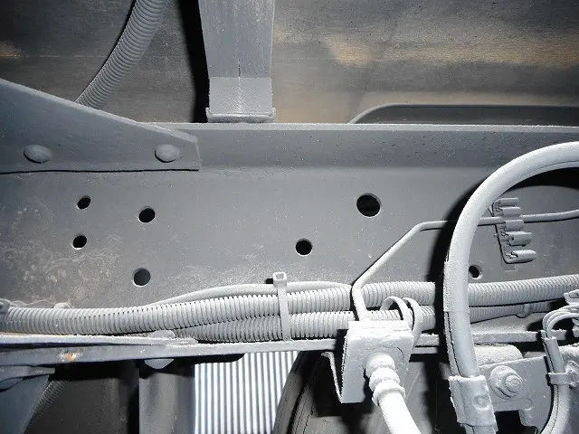 いすゞ エルフ TRG-NHS85A(4WD)の写真40