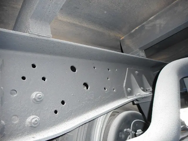 いすゞ エルフ TRG-NHS85A(4WD)の写真45