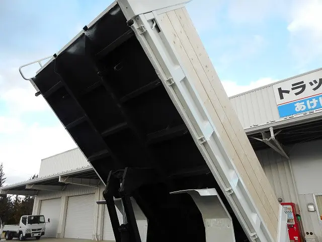 日野 デュトロ TKG-XZU775M(4WD)の写真14