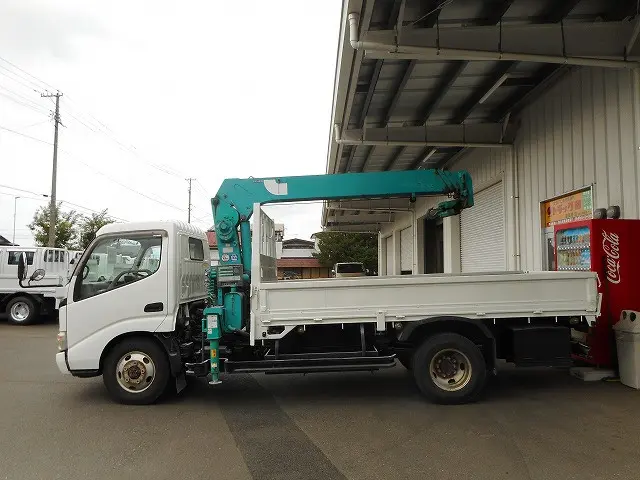 日野 デュトロ BDG-XZU388M(4WD)の写真5