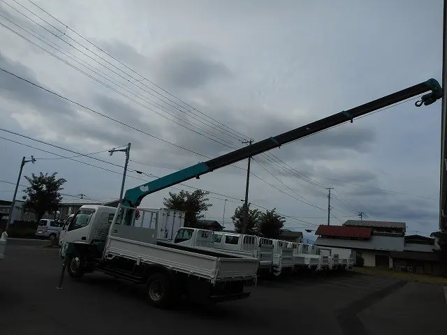 日野 デュトロ BDG-XZU388M(4WD)の写真10