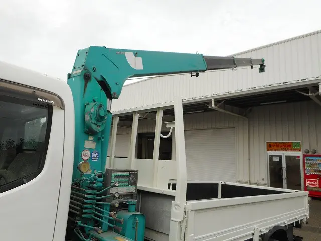 日野 デュトロ BDG-XZU388M(4WD)の写真18