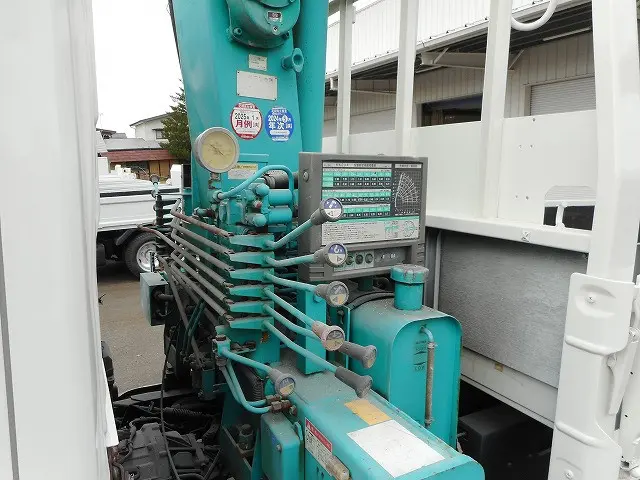 日野 デュトロ BDG-XZU388M(4WD)の写真21