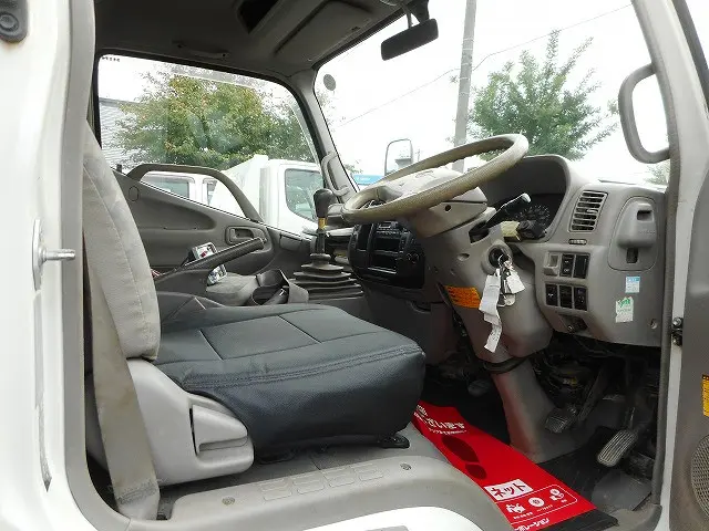 日野 デュトロ BDG-XZU388M(4WD)の写真28