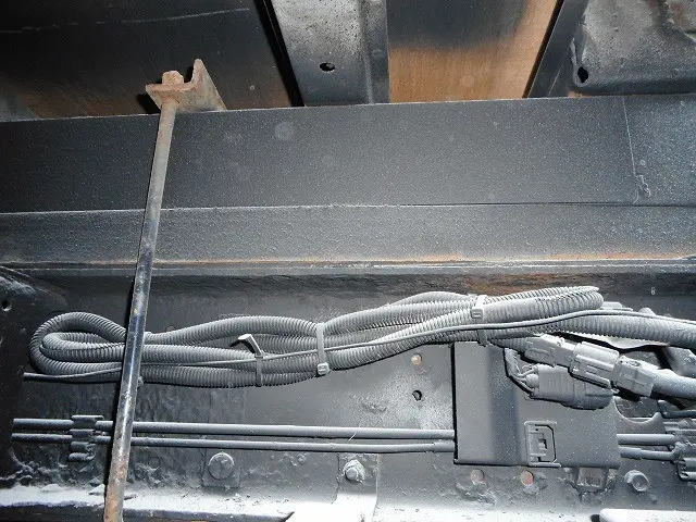 日野 デュトロ BDG-XZU388M(4WD)の写真50