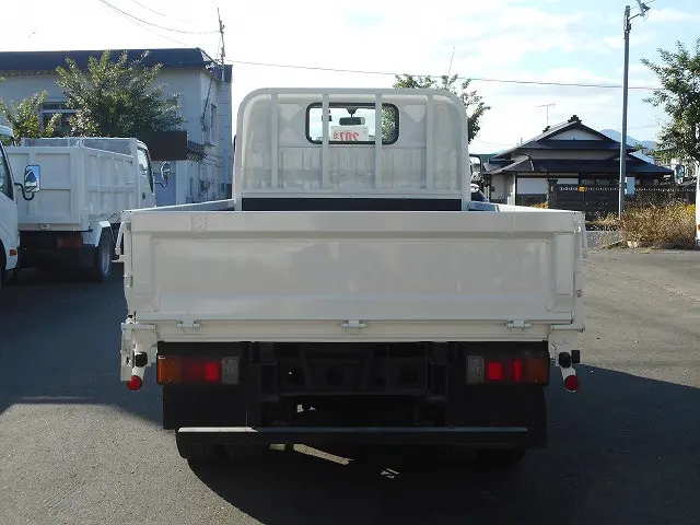 トヨタ ダイナ XZU675(4WD)の写真6