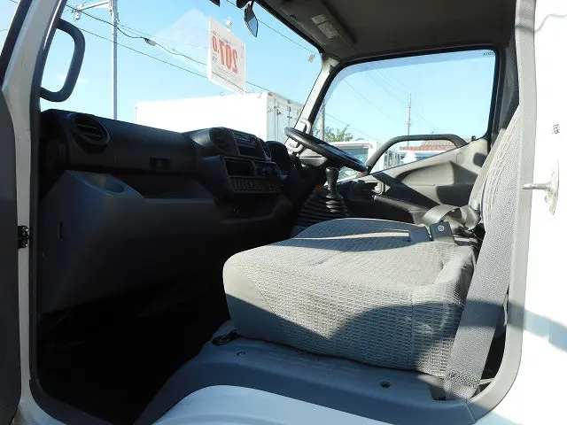 トヨタ ダイナ XZU675(4WD)の写真15