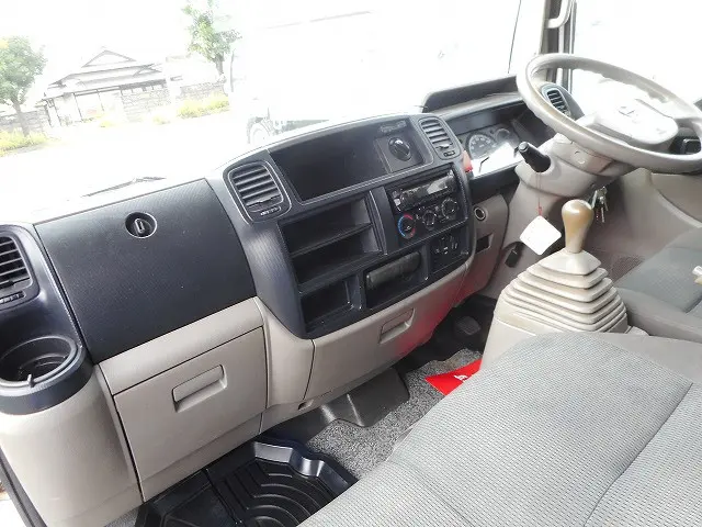 日産 アトラス TKG-SZ5F24(4WD)の写真17