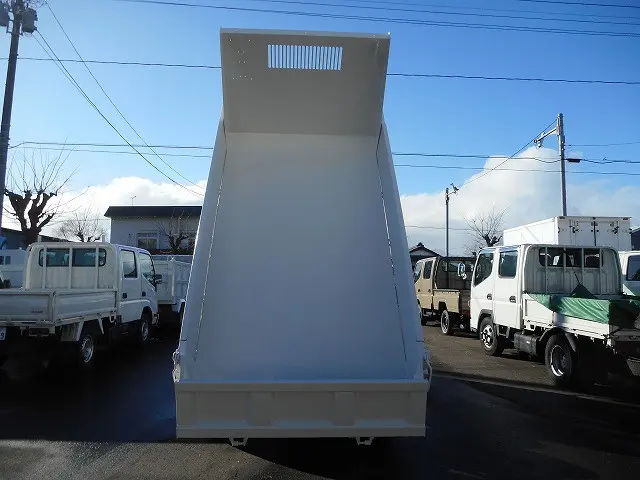 いすゞ エルフ TPG-NKS85AN(4WD)の写真9