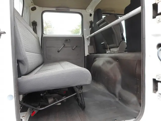 日産 アトラス PDG-SZ5F24(4WD)の写真16