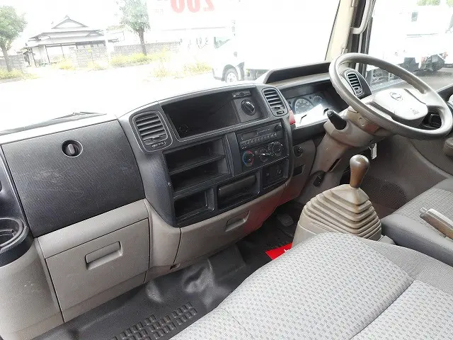 日産 アトラス PDG-SZ5F24(4WD)の写真18