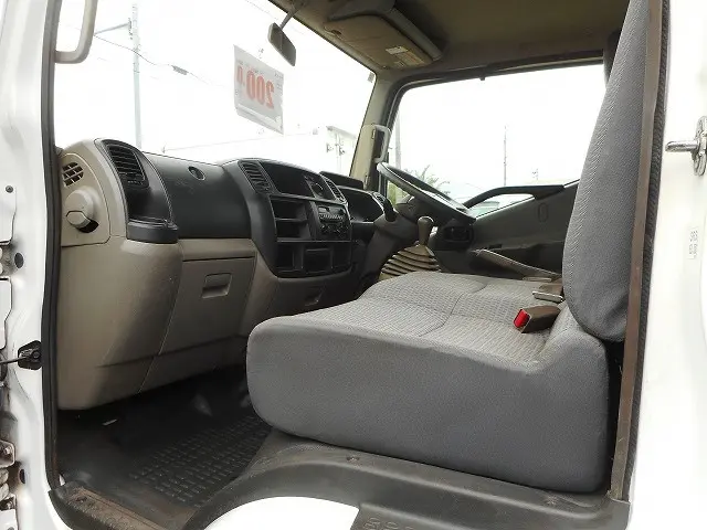 日産 アトラス PDG-SZ5F24(4WD)の写真19