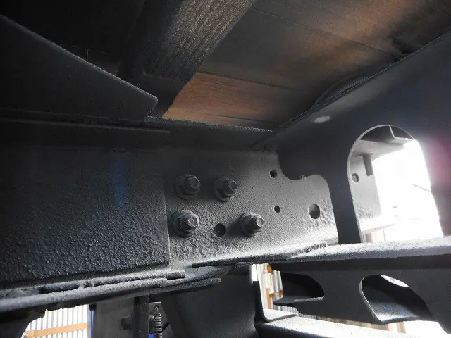 いすゞ エルフ SKA-NHS85A(4WD)の写真43