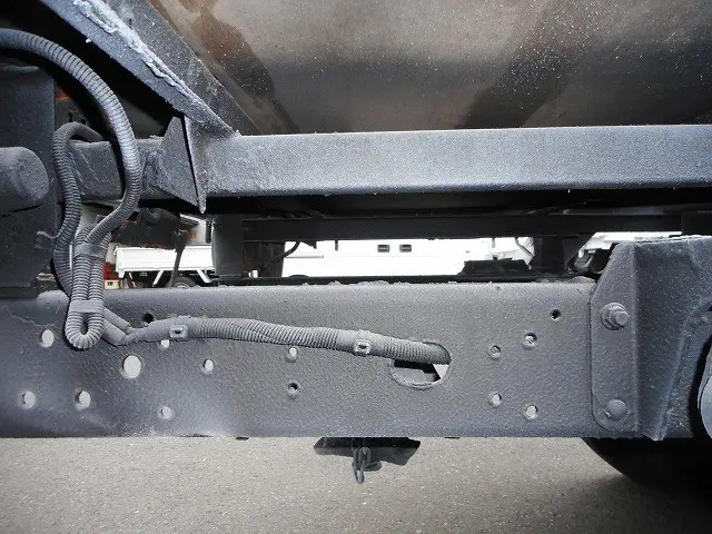 三菱 キャンターガッツ TKG-BSZ5F24(4WD)の写真24