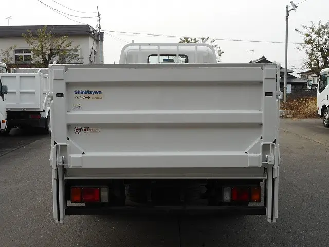 いすゞ エルフ TRG-NLS85AR(4WD)の写真6