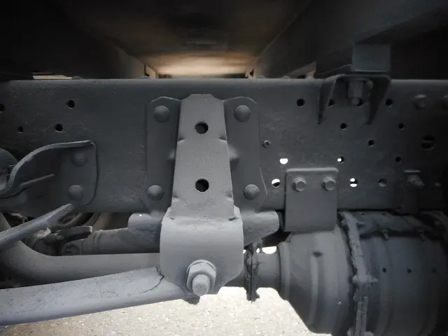 いすゞ エルフ TRG-NLS85AR(4WD)の写真22