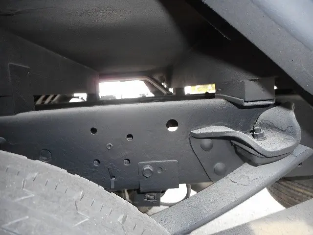 いすゞ エルフ TRG-NLS85AR(4WD)の写真28